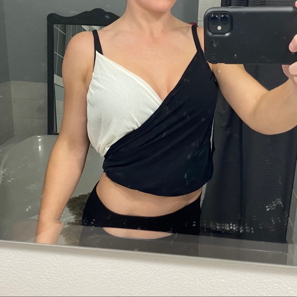 Bebe twist tank - Picture 2 of 5